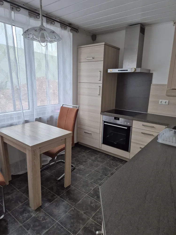 2 Zimmer Wohnung mit 98 m² in Weiden in der Oberpfalz – Bild 4