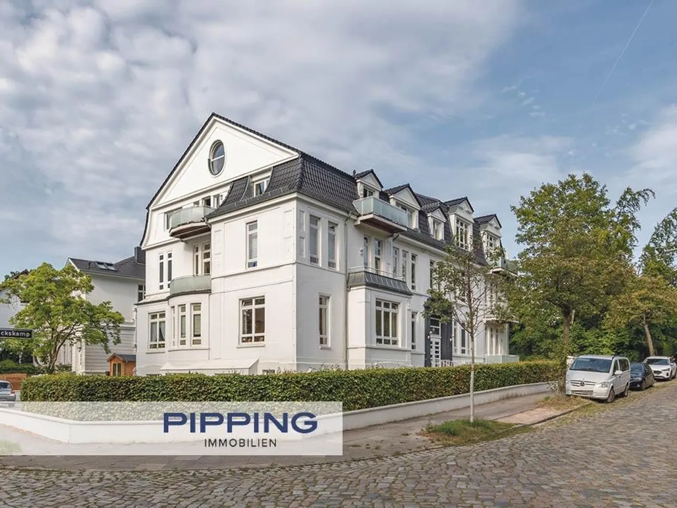 3 Zimmer Wohnung mit 130 m² in Hamburg – Bild 1