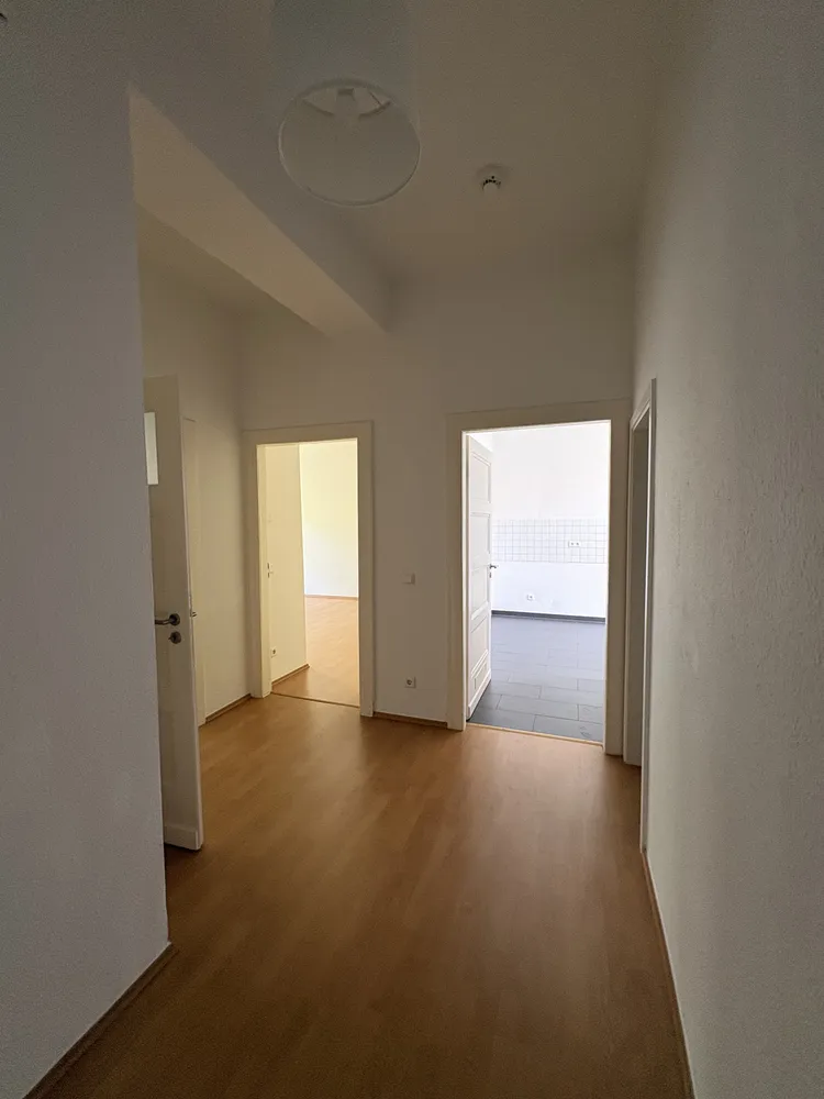 2 Zimmer Wohnung mit 60 m² in Düsseldorf – Bild 2
