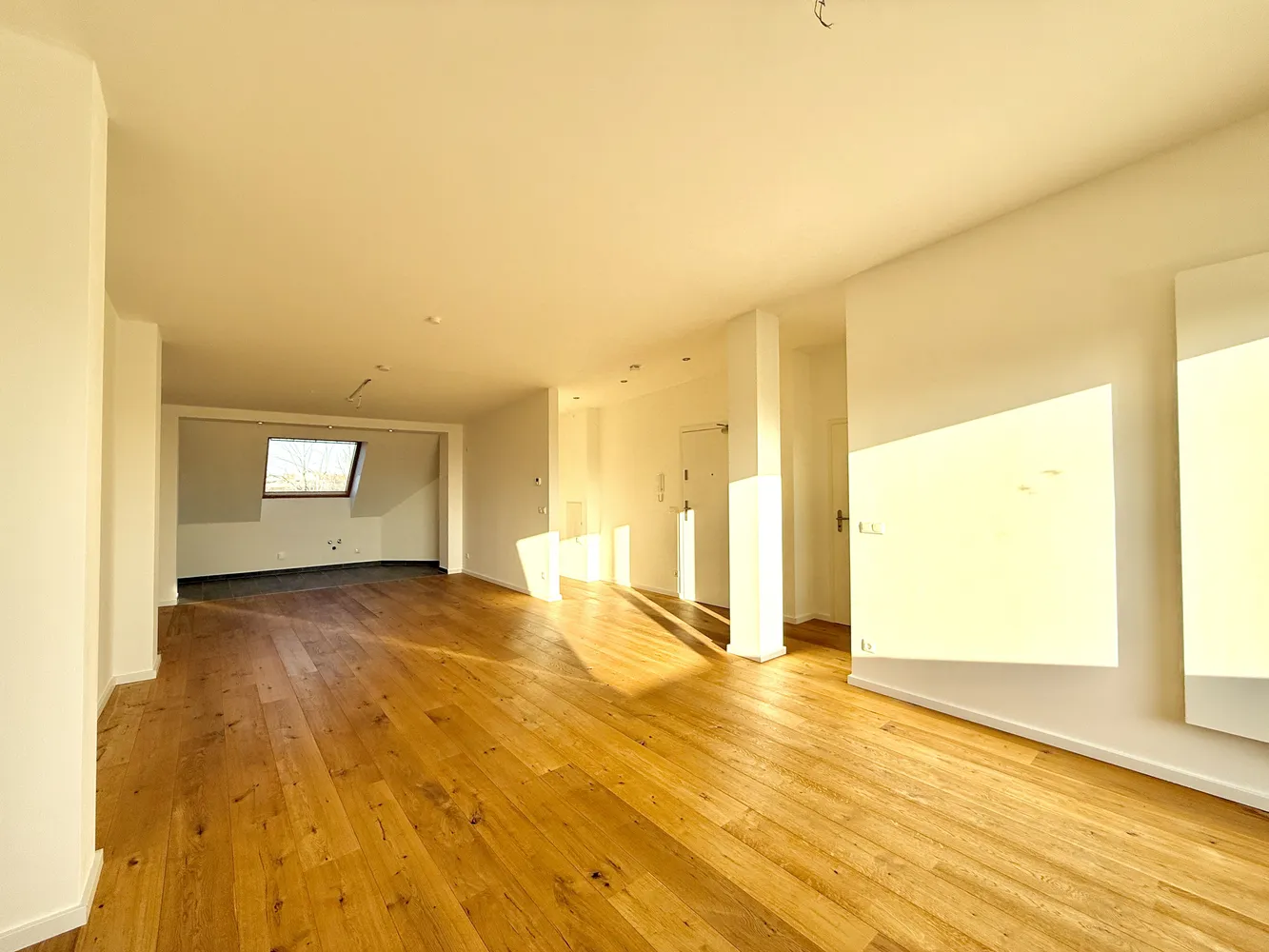 2 Zimmer Wohnung mit 92 m² in Berlin – Bild 10