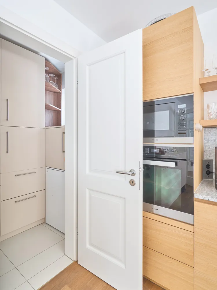 4 Zimmer Wohnung mit 181 m² in München – Bild 4