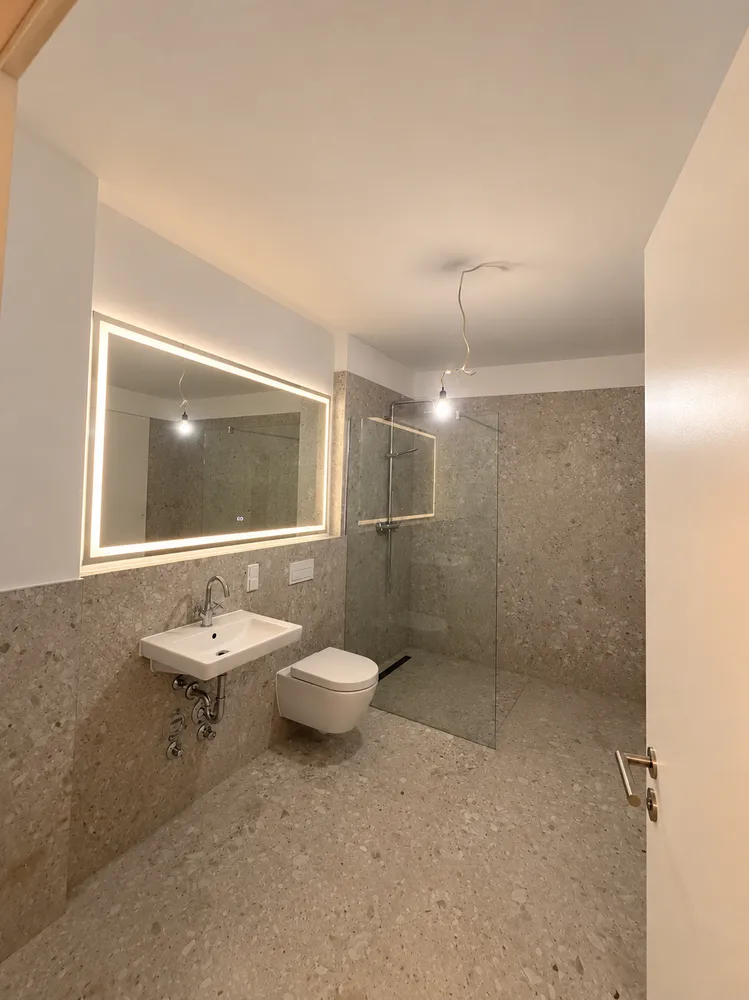 2 room apartment with 68 m² in Berlin – Photo 11