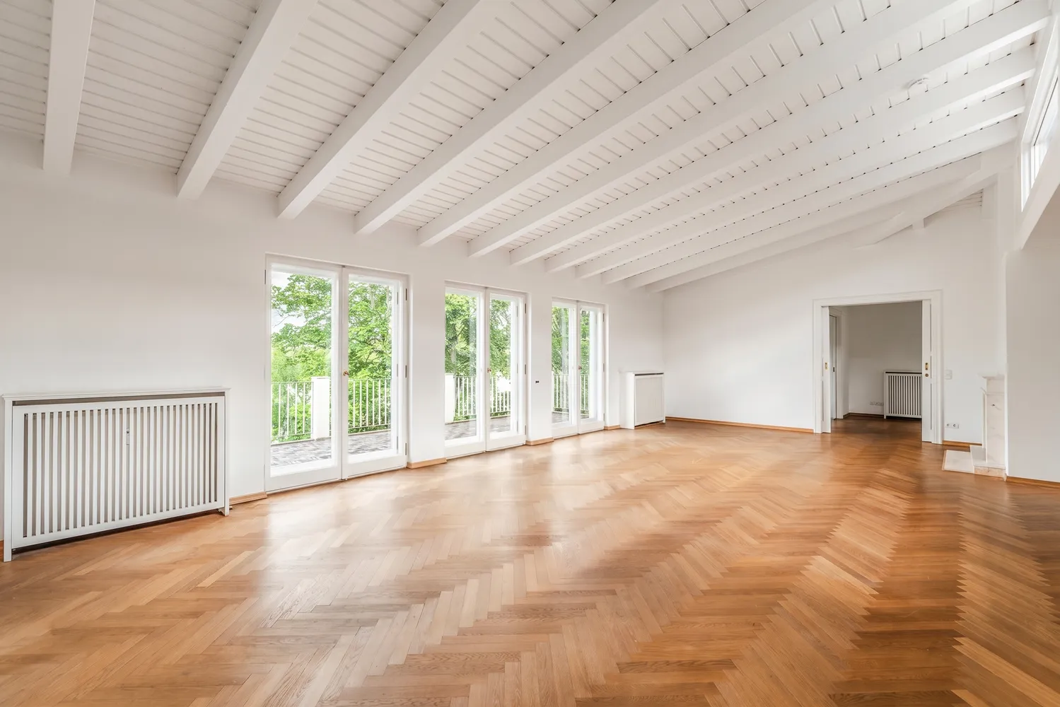 5 Zimmer Wohnung mit 230 m² in Potsdam – Bild 2