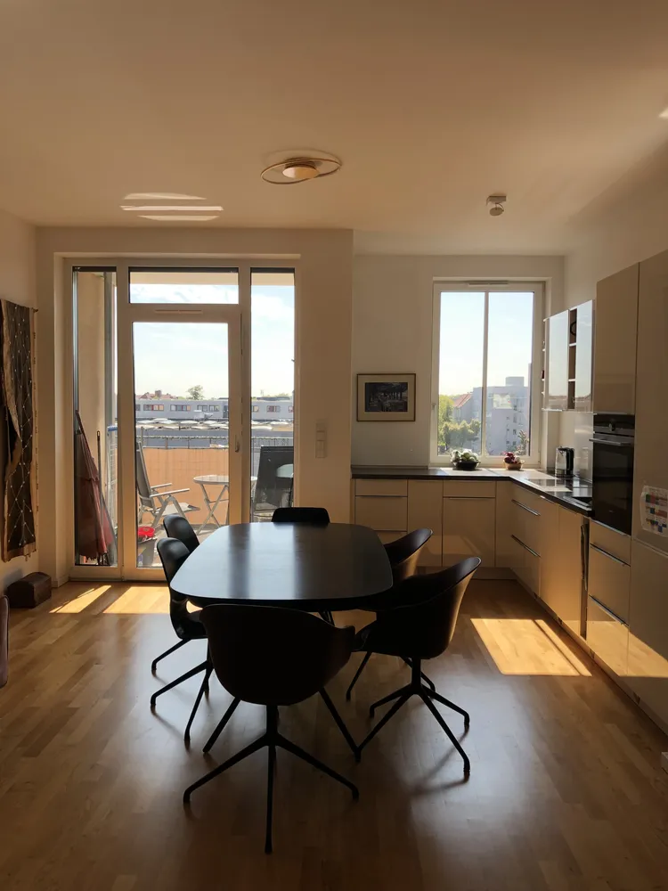 3 Zimmer Wohnung mit 85 m² in Berlin – Bild 2