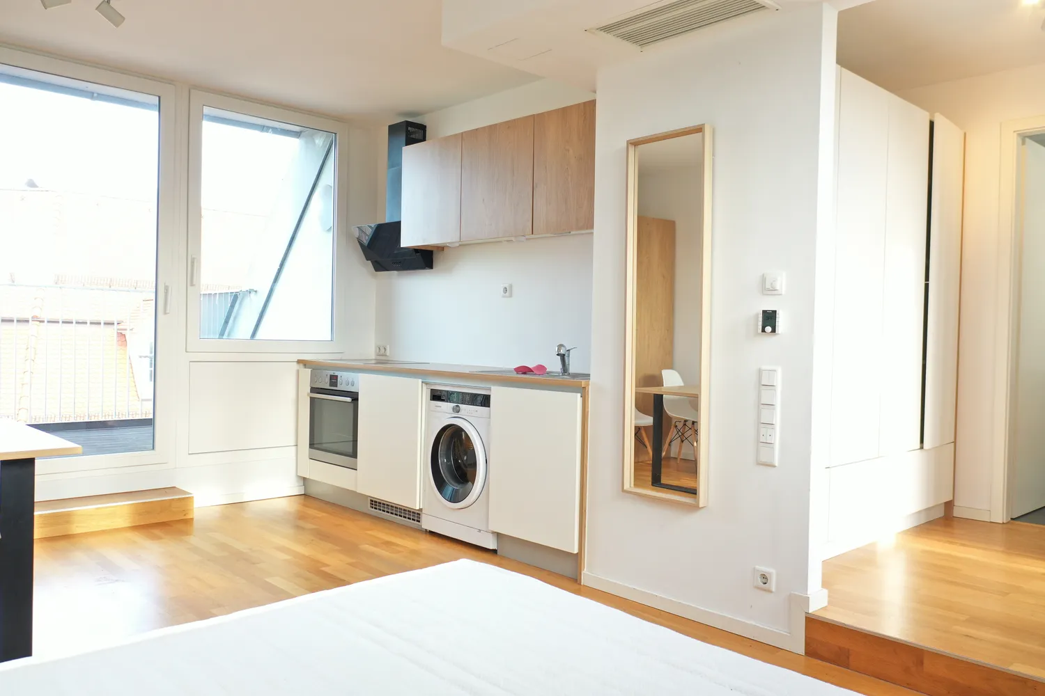 1 room apartment with 40 m² in Munich – Photo 1