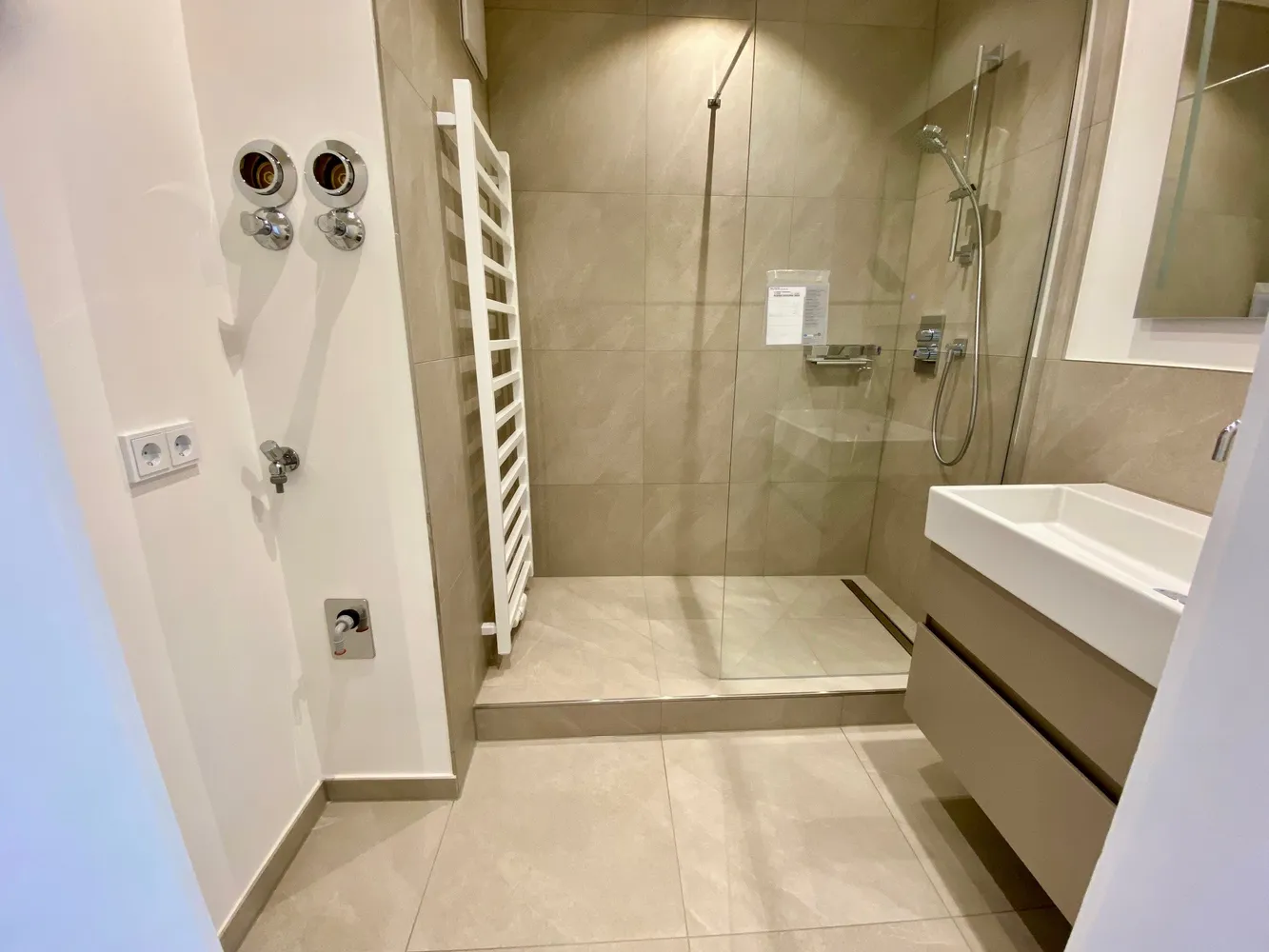 4 Zimmer Wohnung mit 127 m² in München – Bild 6