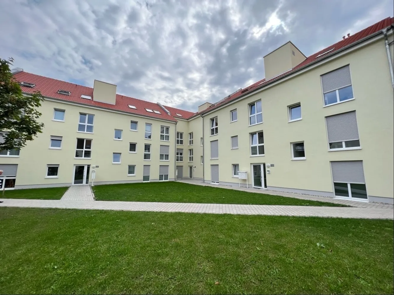 3 Zimmer Wohnung mit 88 m² in Ludwigshafen am Rhein – Bild 2