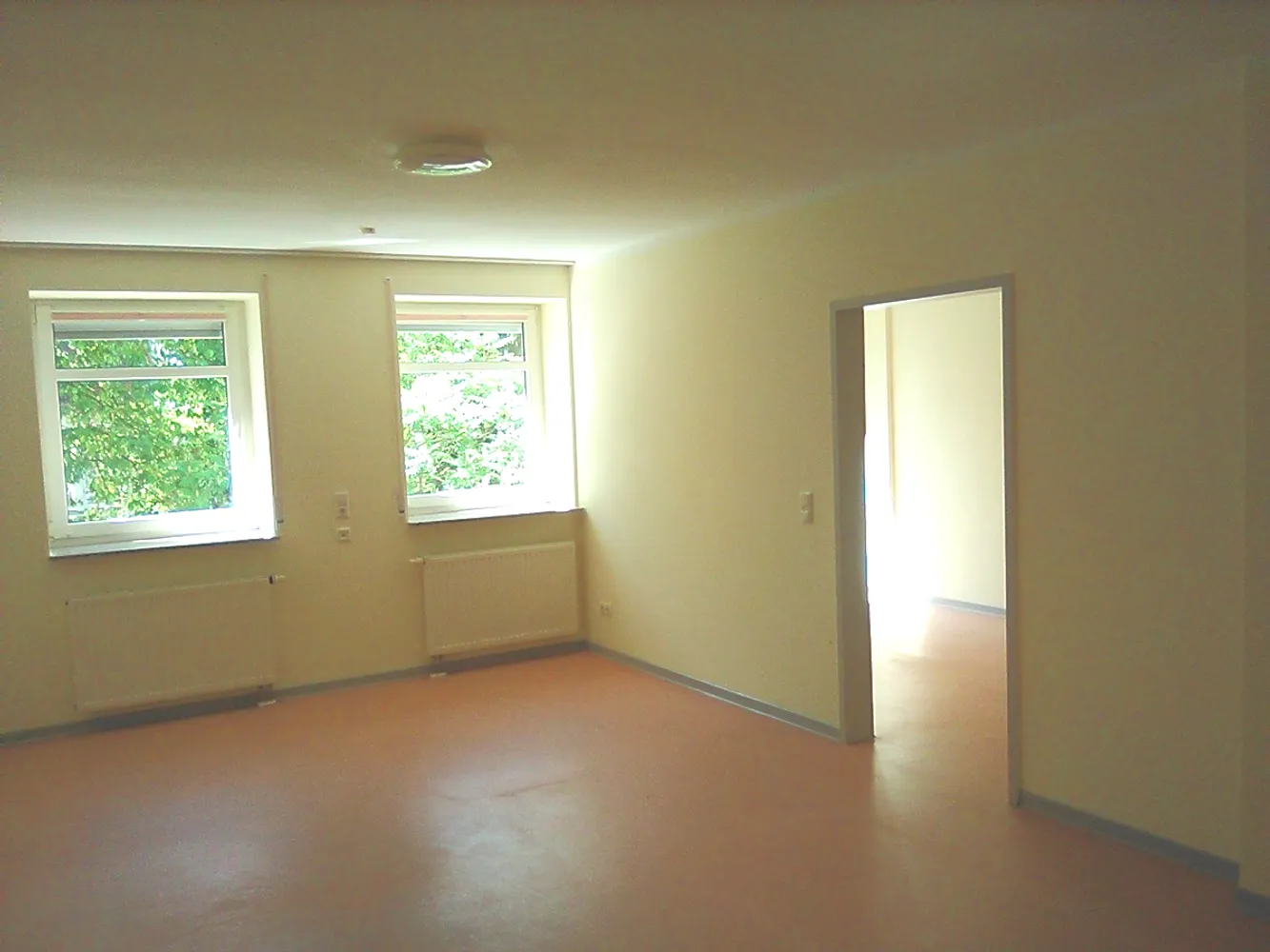 2 room apartment with 76 m² in Limbach-Oberfrohna – Photo 7