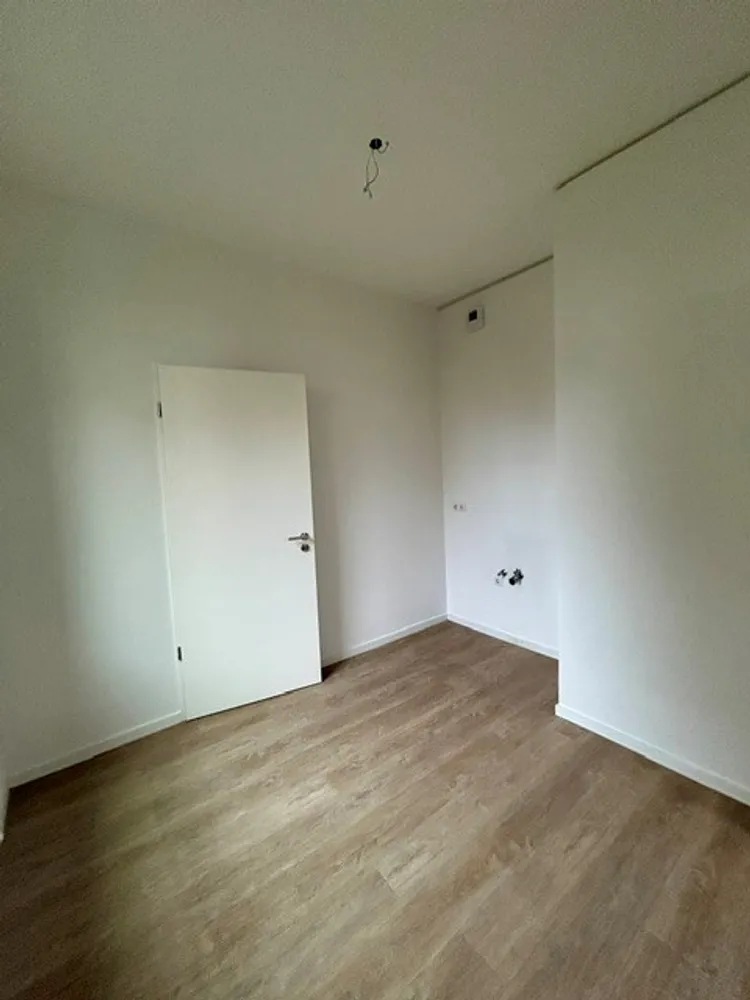 2 Zimmer Wohnung mit 77 m² in Aachen – Bild 3