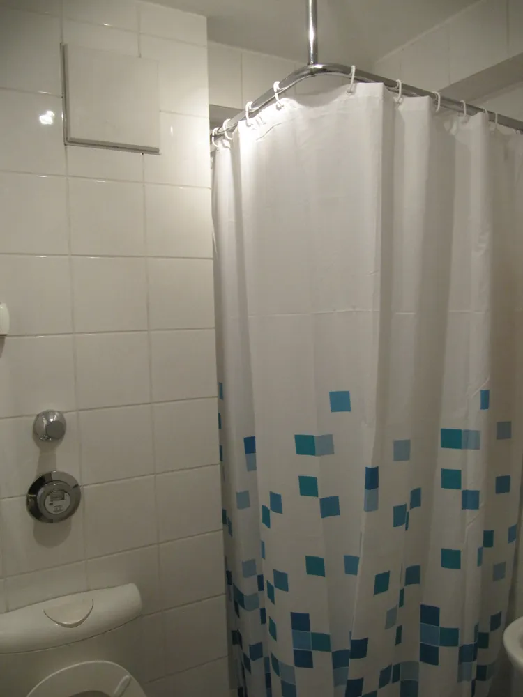 1 Zimmer Wohnung mit 30 m² in Köln – Bild 4