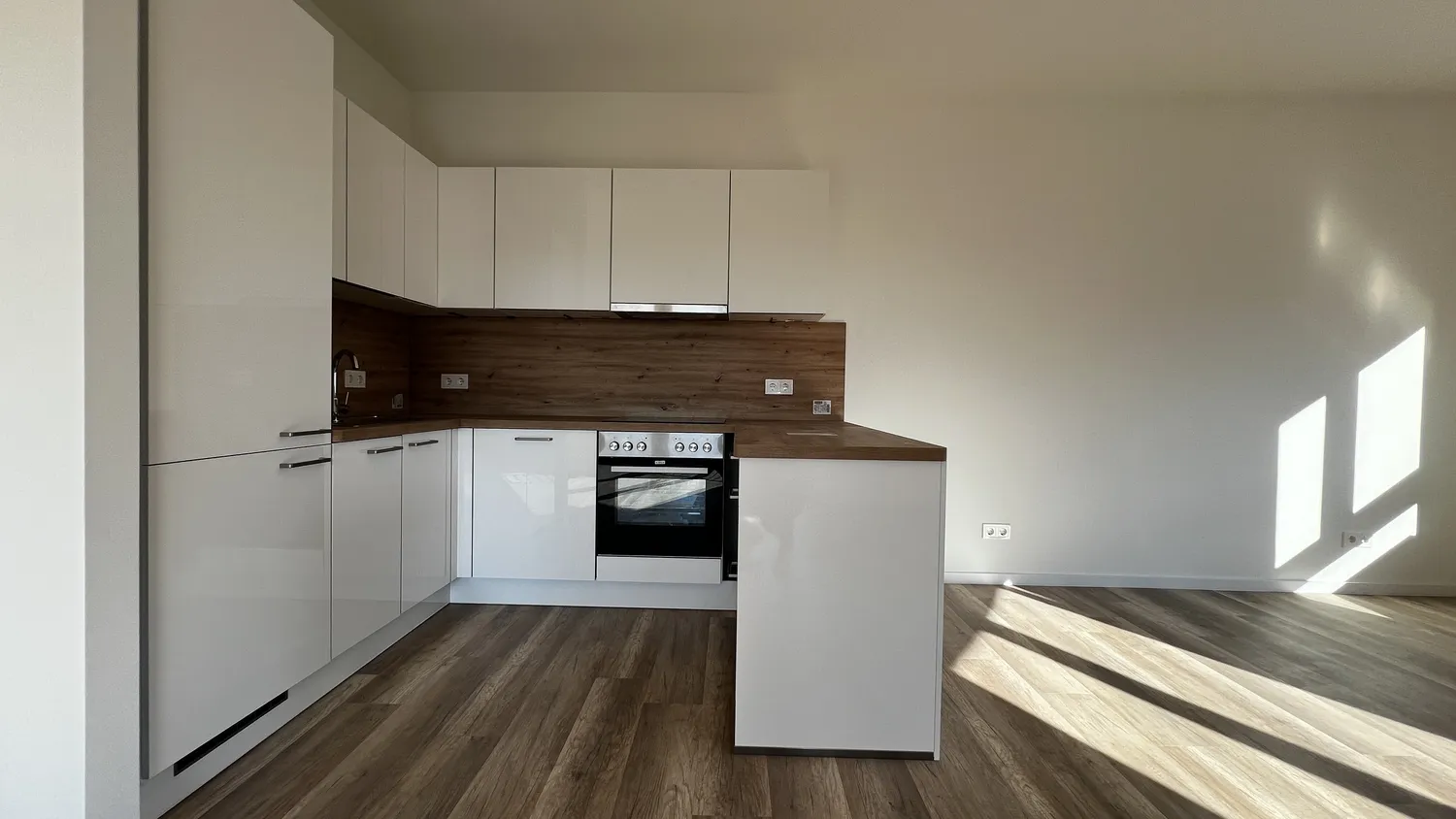 3 Zimmer Wohnung mit 87 m² in Berlin – Bild 2