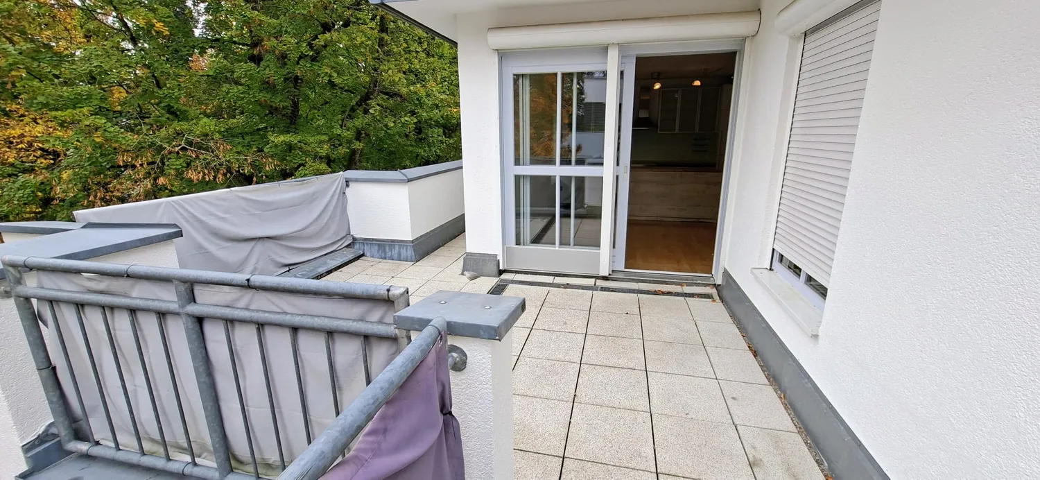 2 room apartment with 75 m² in Munich – Photo 2
