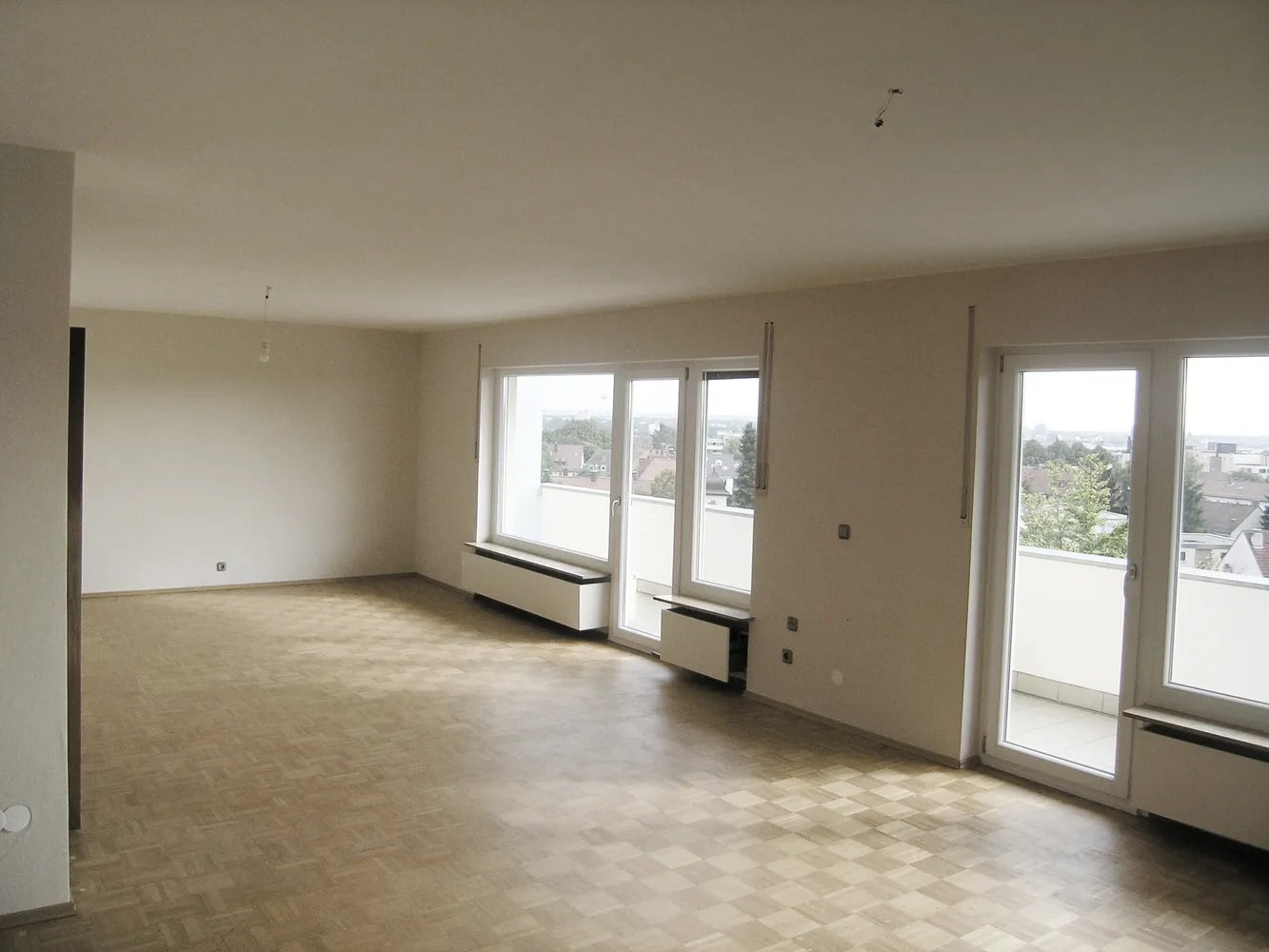 3 Zimmer Wohnung mit 110 m² in Nürnberg – Bild 2