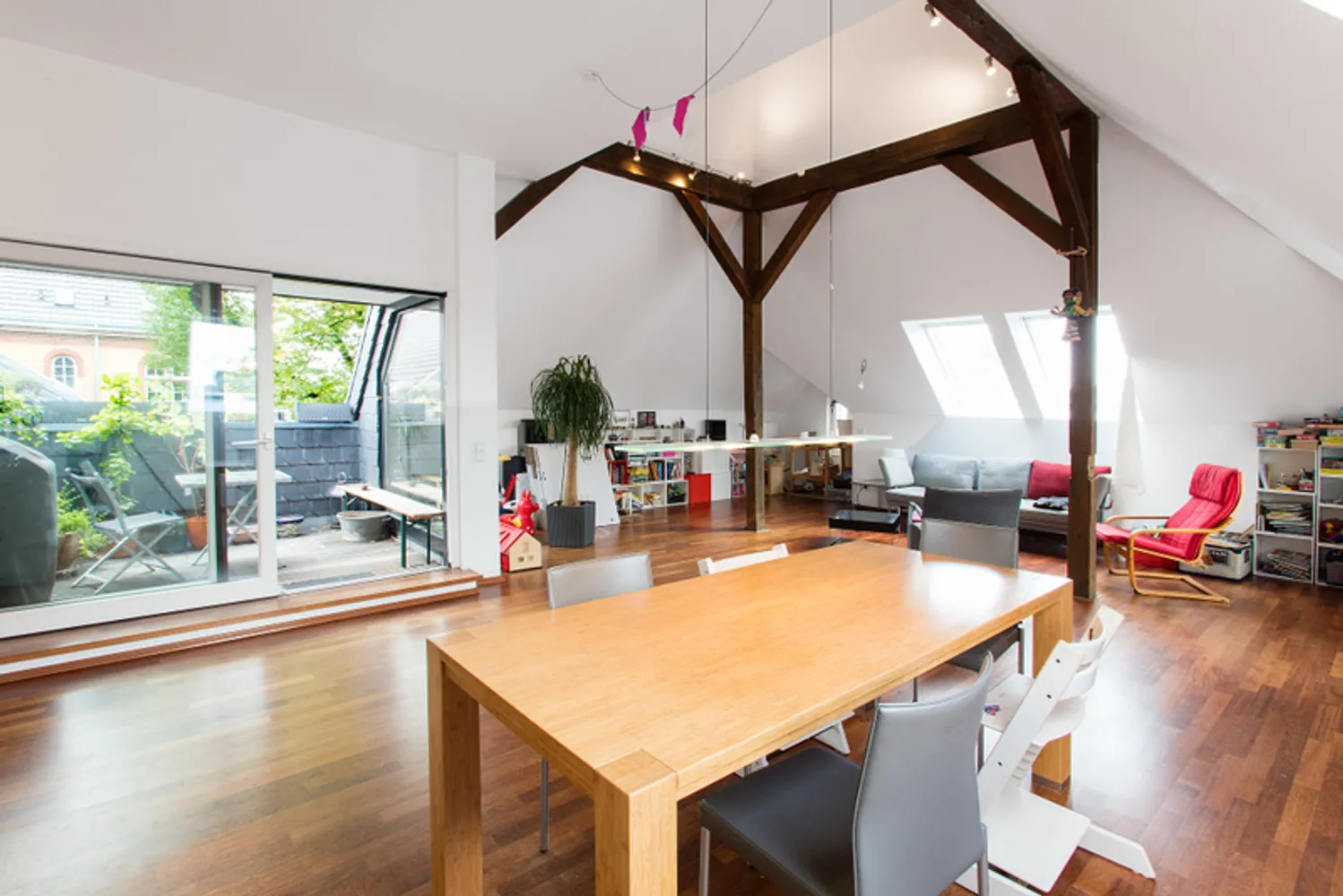 4 room apartment with 143 m² in Düsseldorf – Photo 6