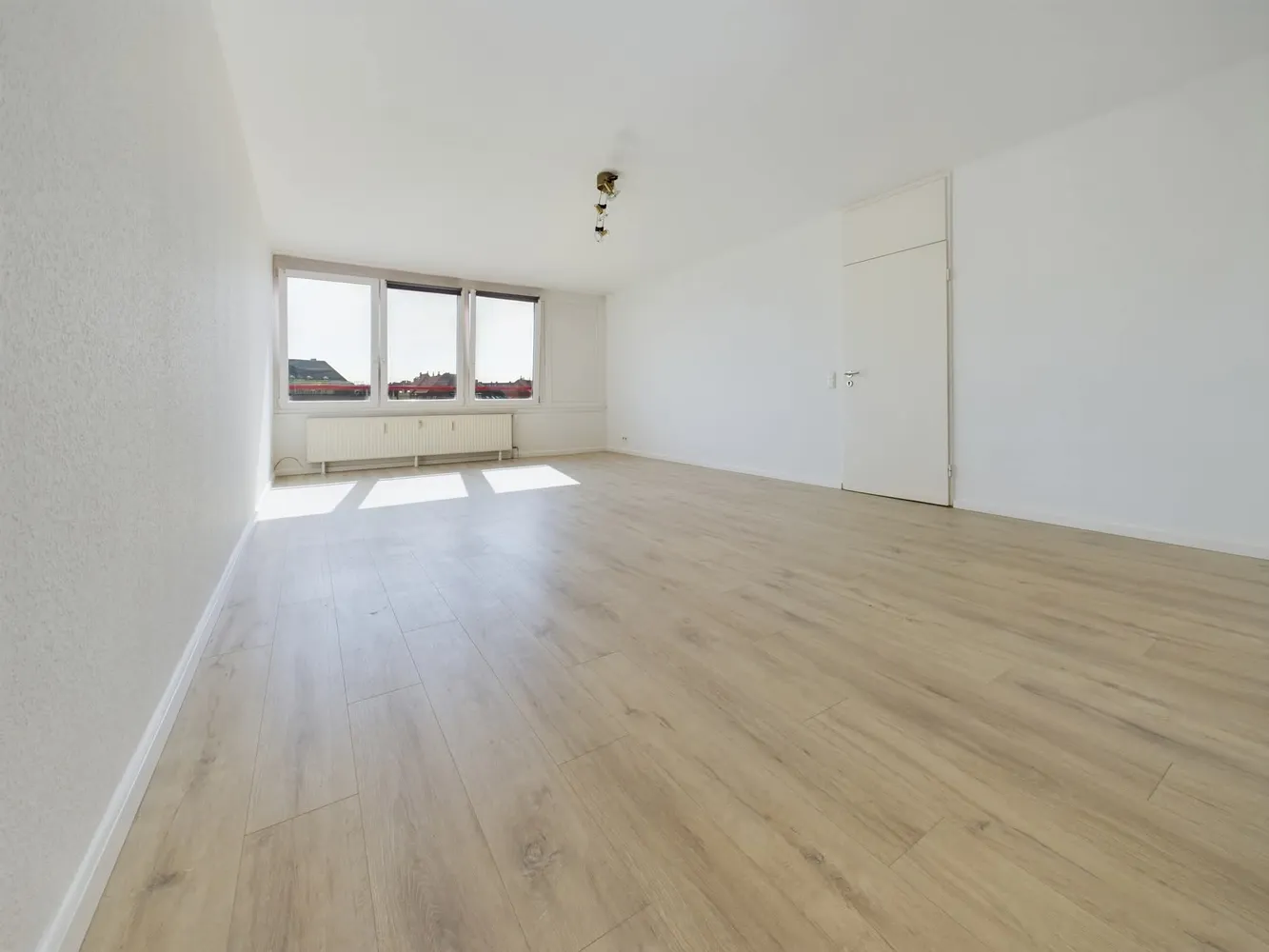 2 Zimmer Wohnung mit 60 m² in Hannover – Bild 2