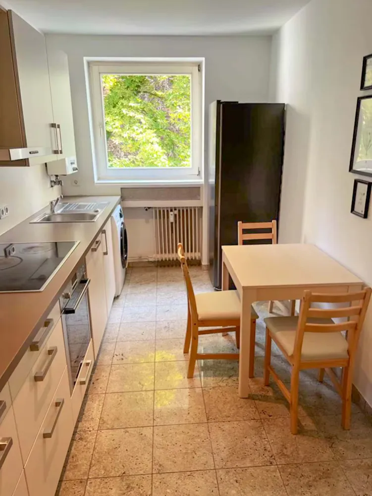 WG-Zimmer mit 30 m² in Frankfurt am Main – Bild 2
