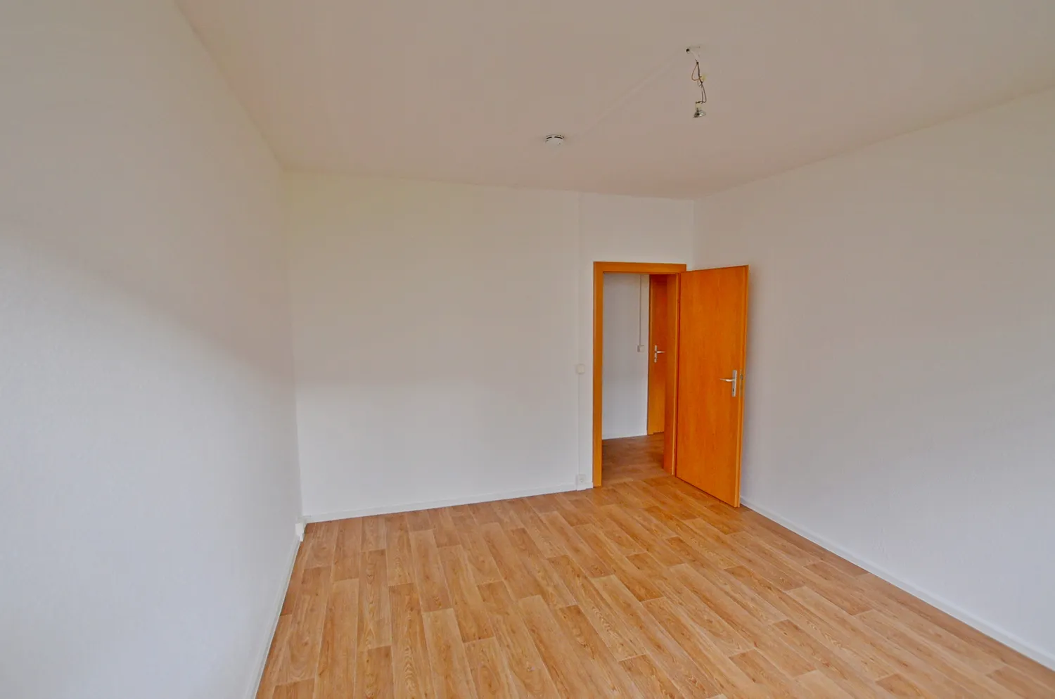 3 Zimmer Wohnung mit 61 m² in Sangerhausen – Bild 11