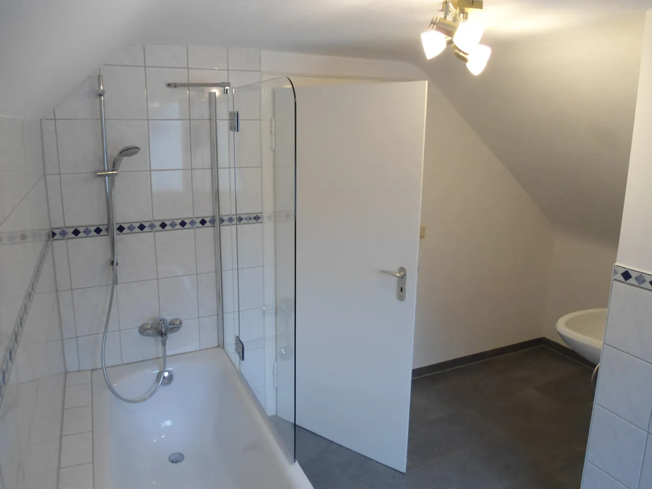 8 Zimmer Haus mit 200 m² in Berlin – Bild 8