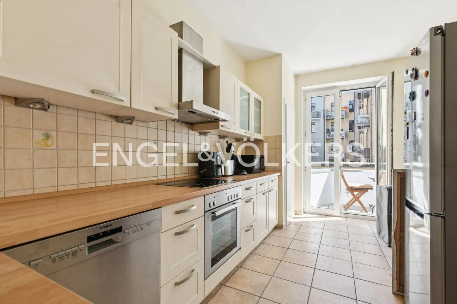 2 Zimmer Wohnung mit 60 m² in Köln – Bild 6