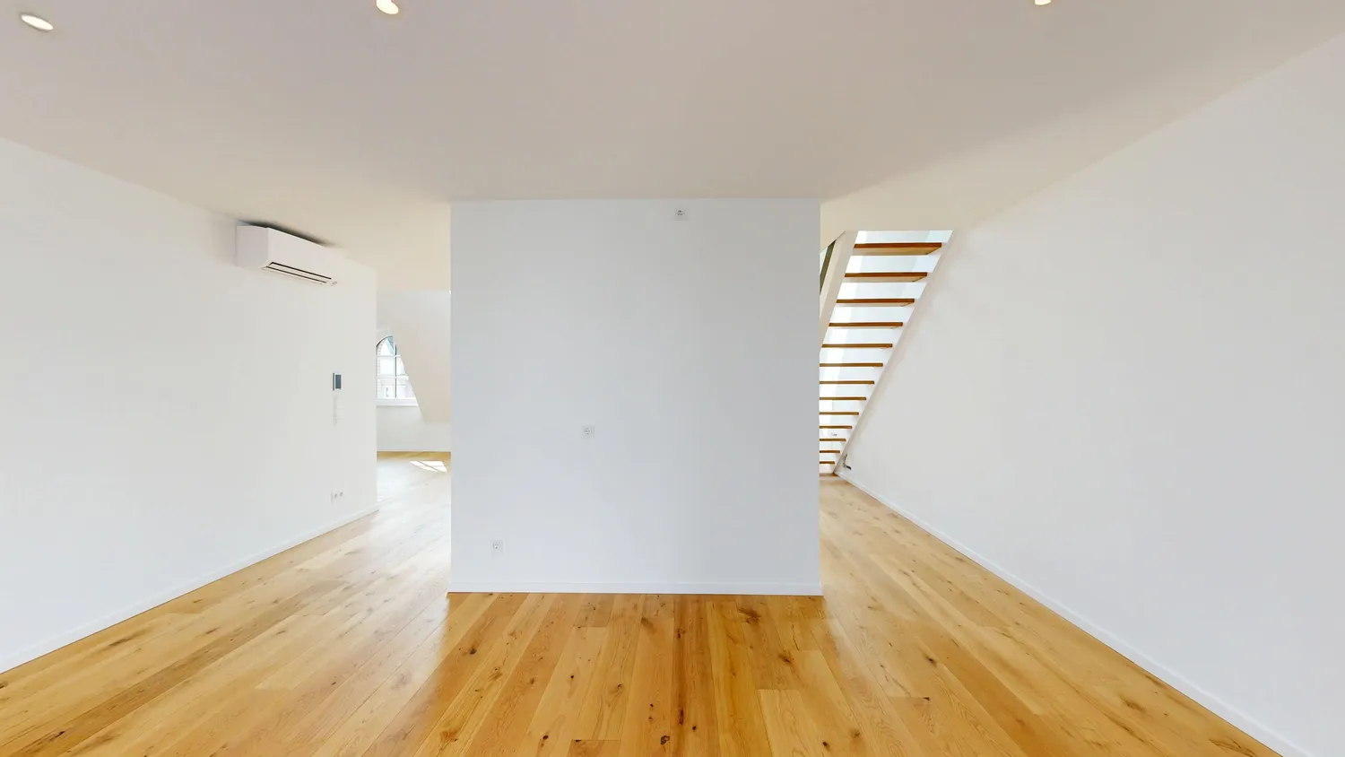 2 Zimmer Wohnung mit 152 m² in Hamburg – Bild 11