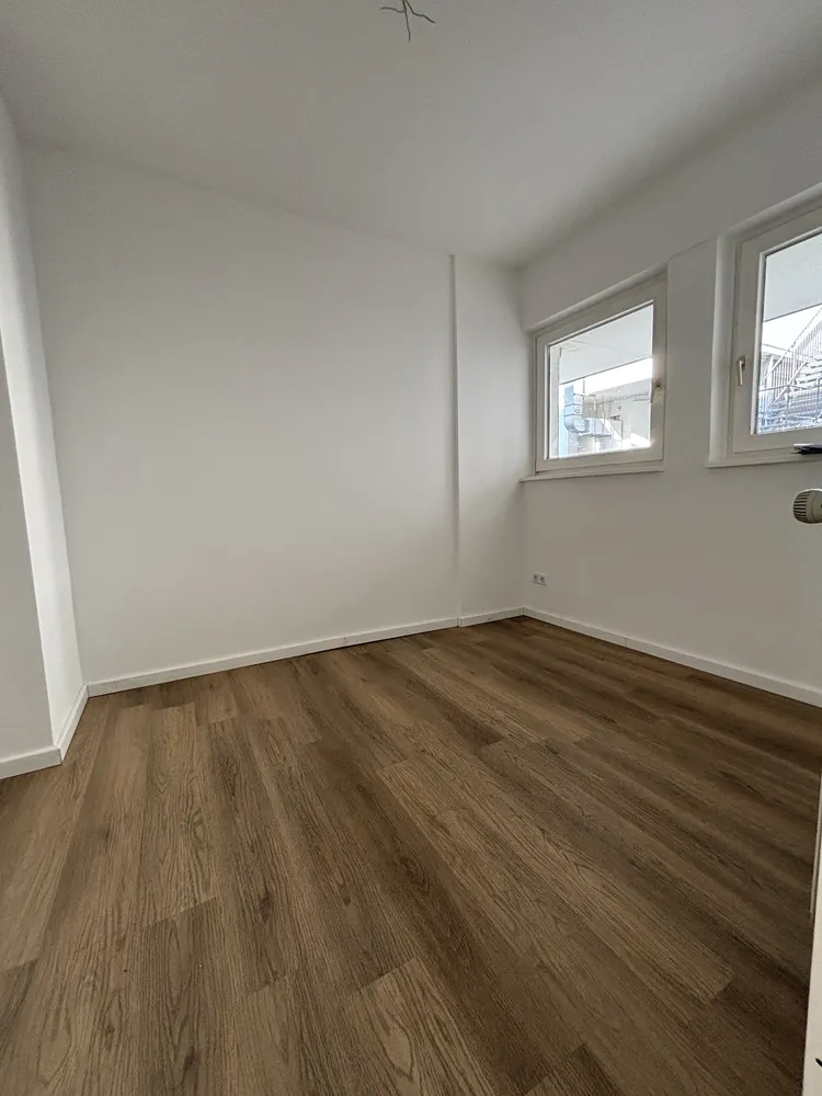 5 Zimmer Wohnung mit 99 m² in Berlin – Bild 11
