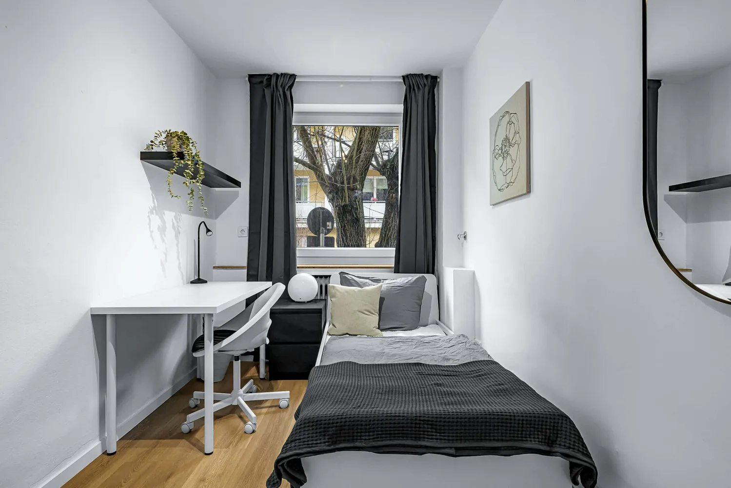 WG-Zimmer mit 10 m² in München – Bild 2