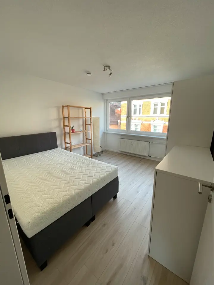 Shared room with 32 m² in Stuttgart – Photo 3