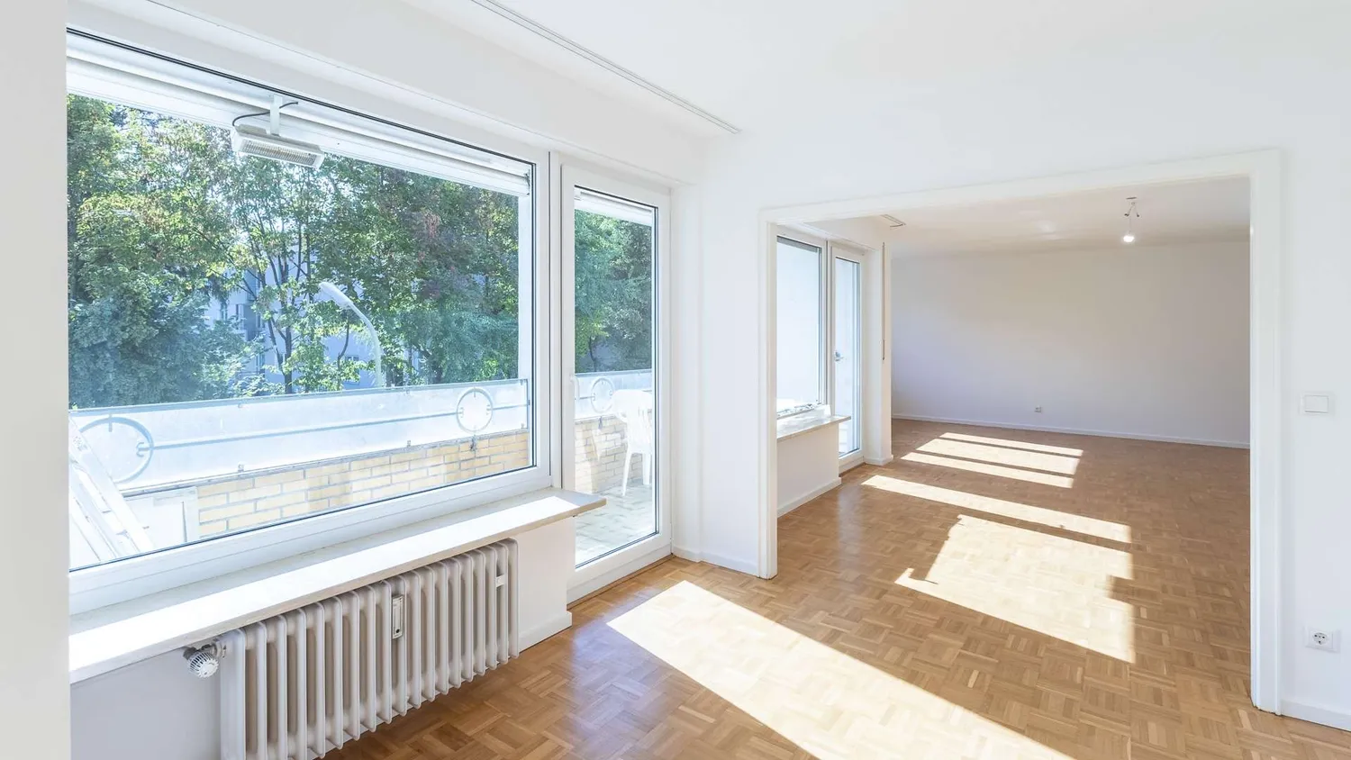 4 Zimmer Wohnung mit 120 m² in München – Bild 1
