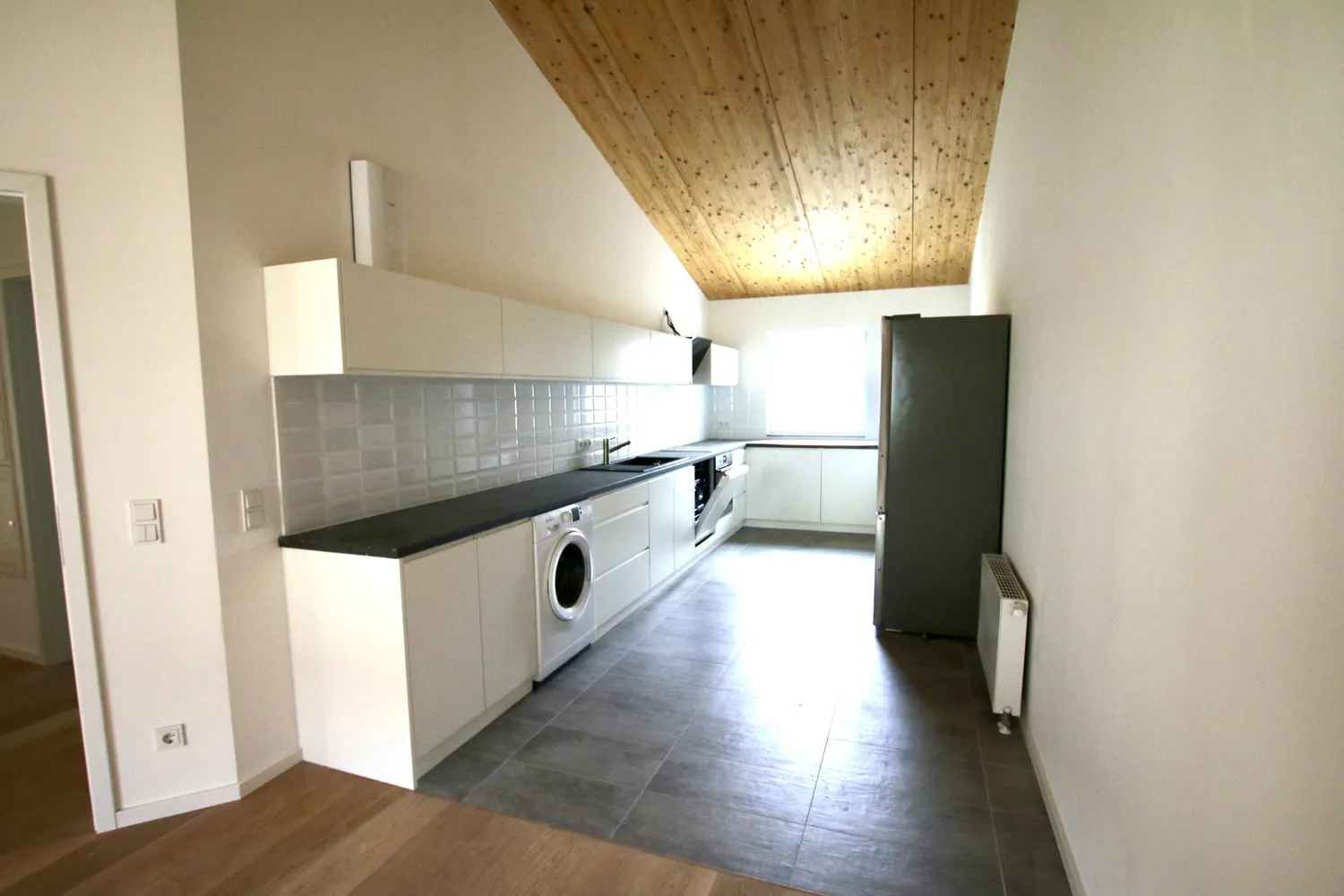 3 Zimmer Wohnung mit 110 m² in Berlin – Bild 2