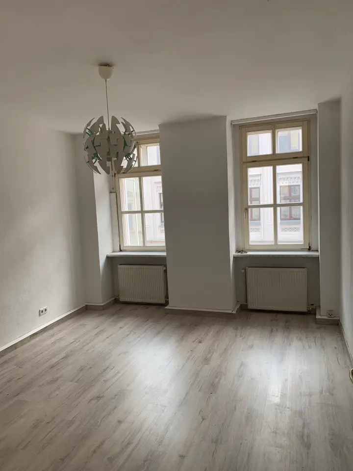 6 Zimmer Wohnung mit 140 m² in Torgau – Bild 3