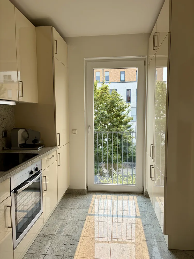 4 Zimmer Wohnung mit 129 m² in Düsseldorf – Bild 7