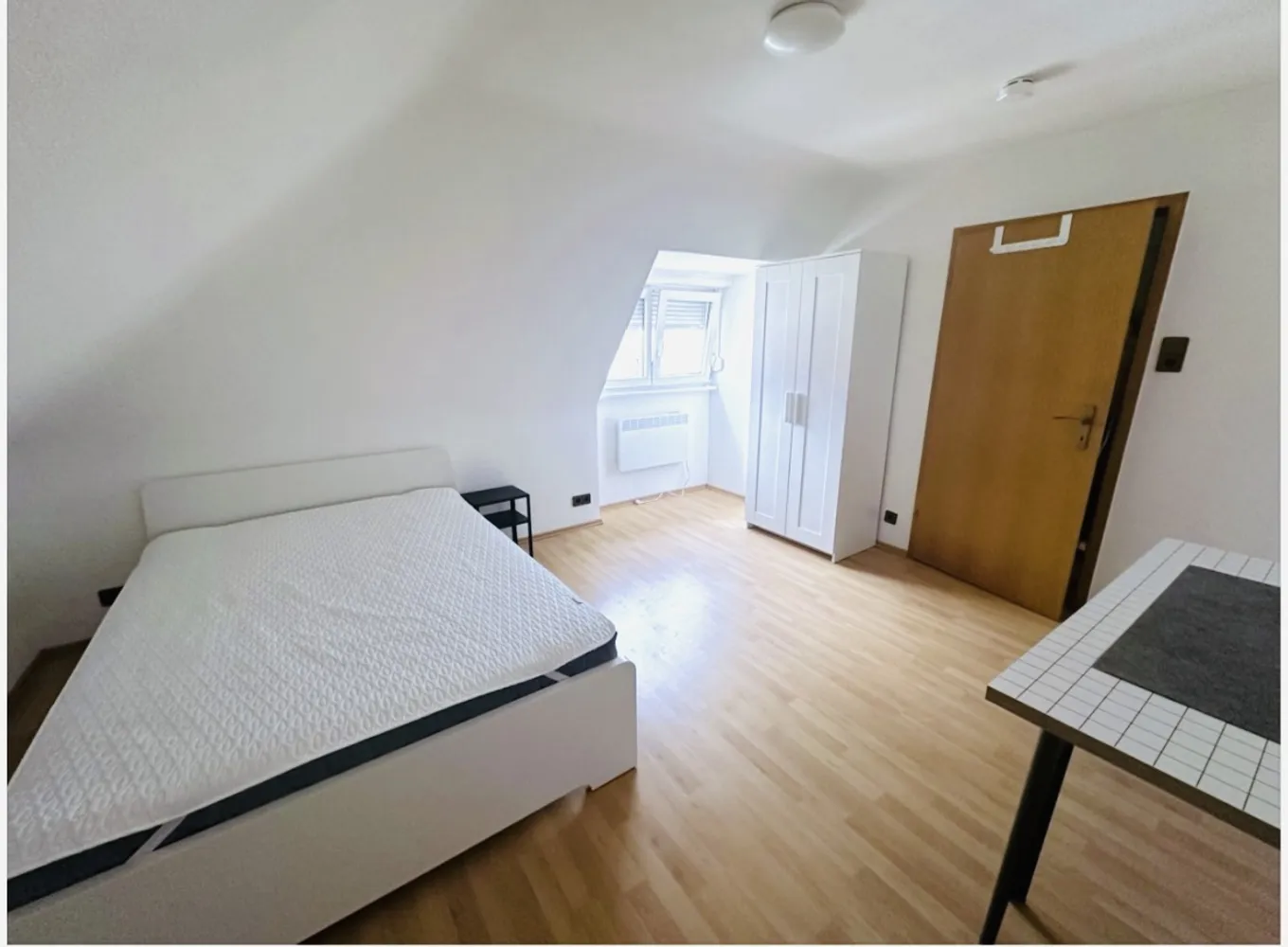 1 Zimmer Wohnung mit 16 m² in Stuttgart – Bild 2