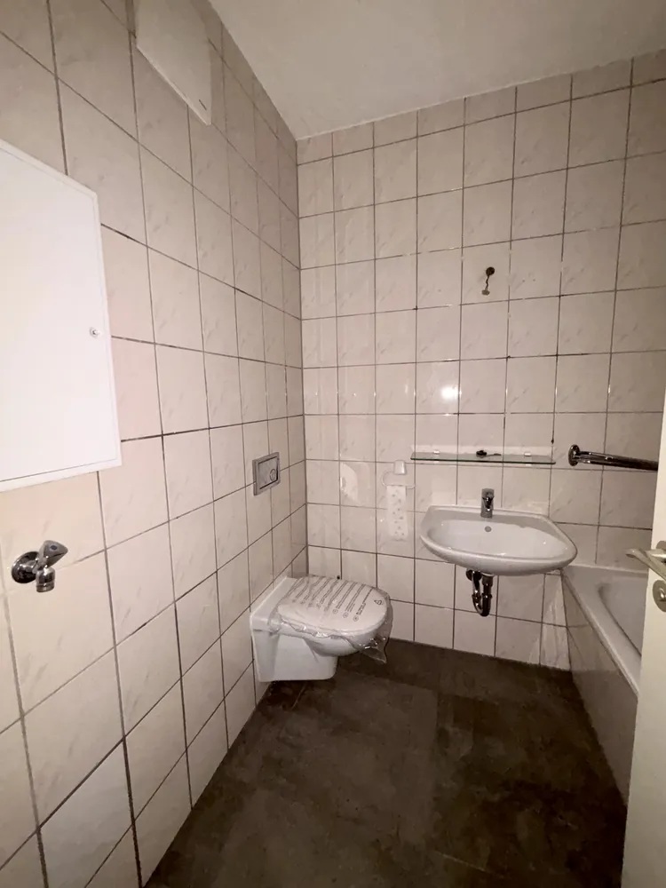 2 Zimmer Wohnung mit 49 m² in Halle (Saale) – Bild 7