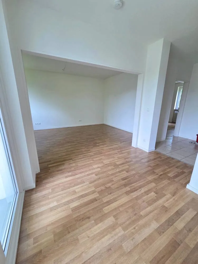 4 Zimmer Wohnung mit 72 m² in Schleswig – Bild 2