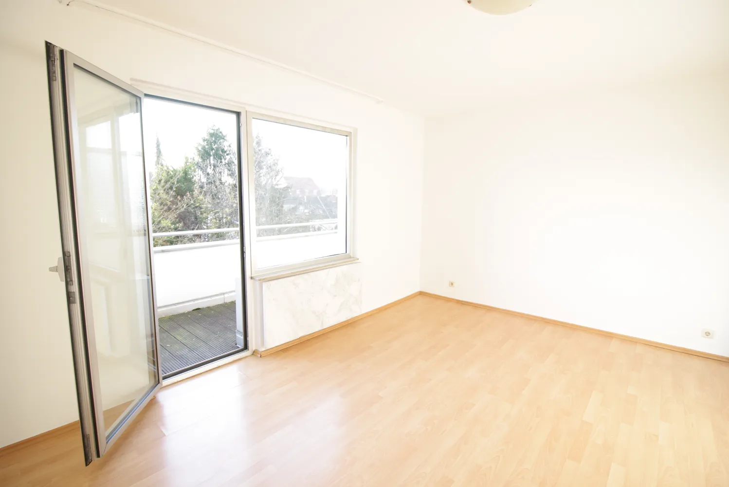2 Zimmer Wohnung mit 63 m² in Köln – Bild 2