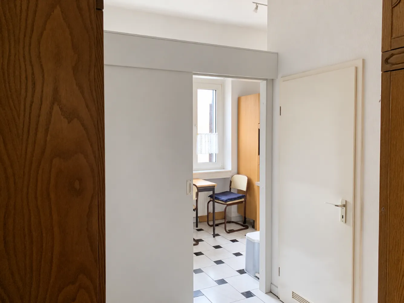 3 room apartment with 89 m² in Duisburg – Photo 4