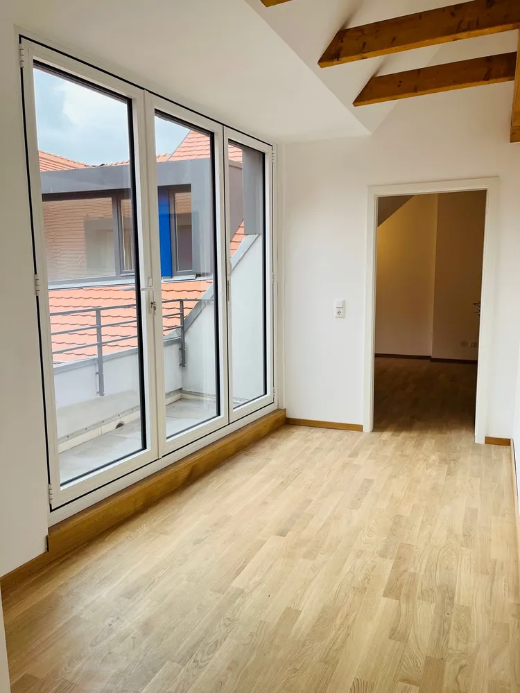 4 Zimmer Wohnung mit 146 m² in Dresden – Bild 12