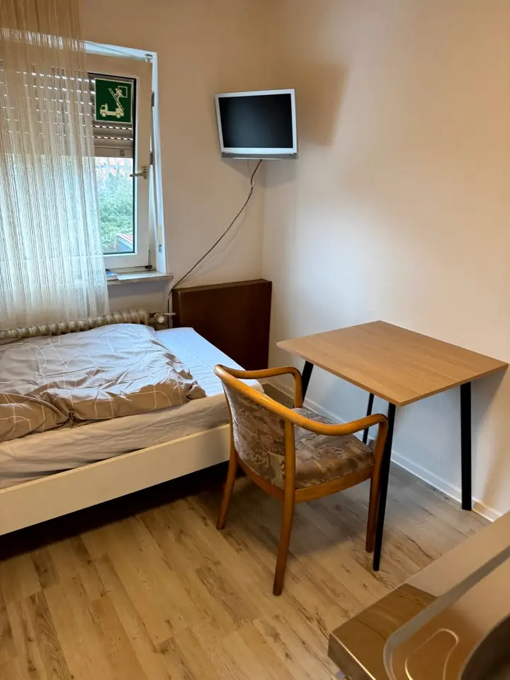 2 room apartment with 20 m² in Dietzenbach – Photo 2