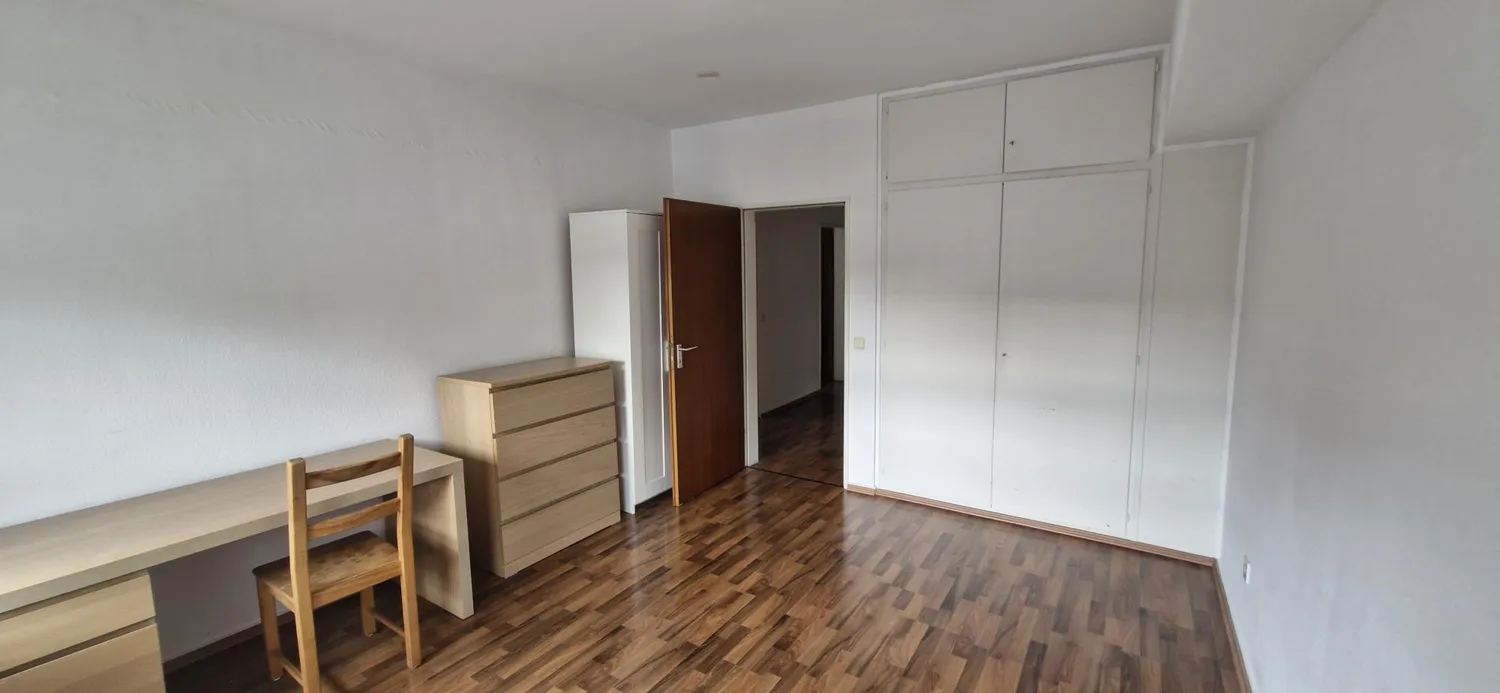 2 Zimmer Wohnung mit 55 m² in Köln – Bild 4