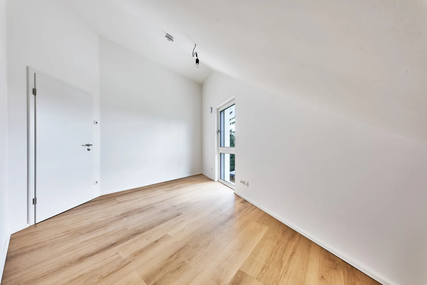 3 Zimmer Wohnung mit 91 m² in Wiesbaden – Bild 12