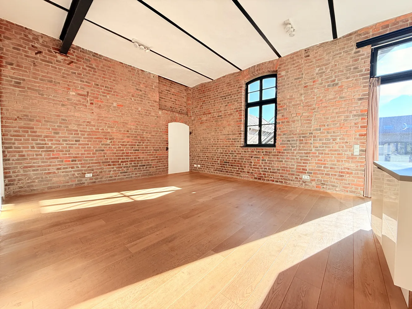 3 Zimmer Wohnung mit 127 m² in Köln – Bild 2