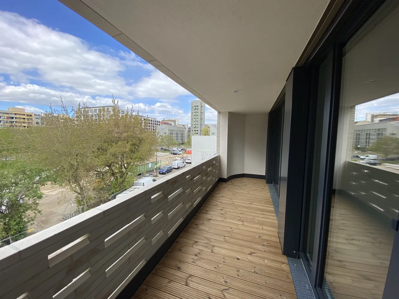 4 Zimmer Wohnung mit 127 m² in Berlin – Bild 3