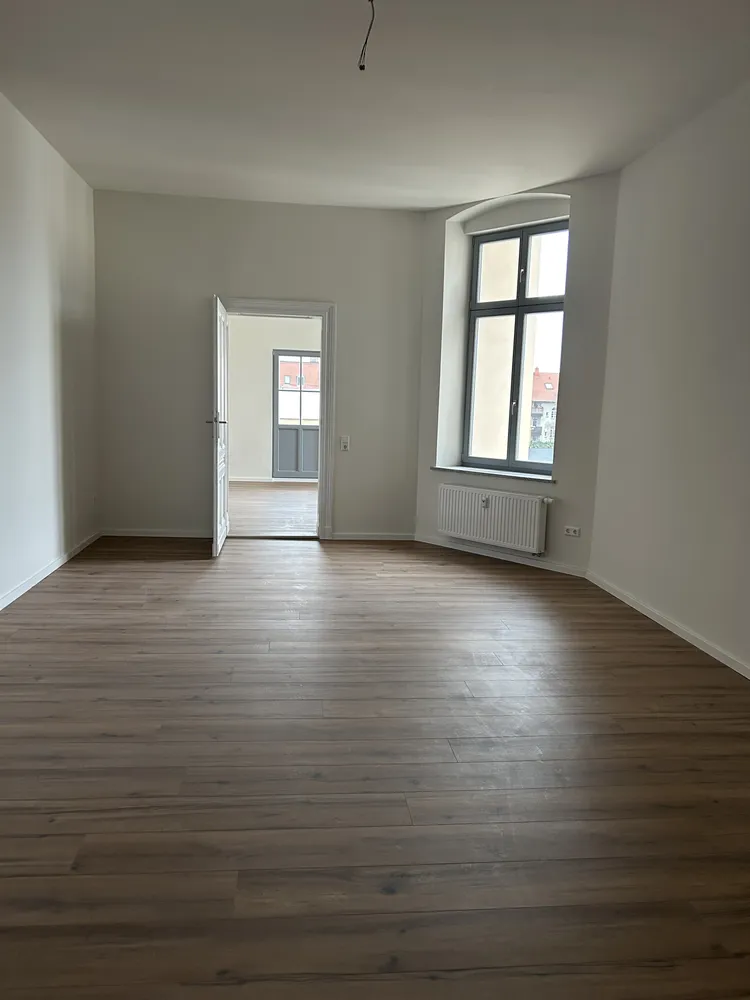 4 Zimmer Wohnung mit 136 m² in Görlitz – Bild 2