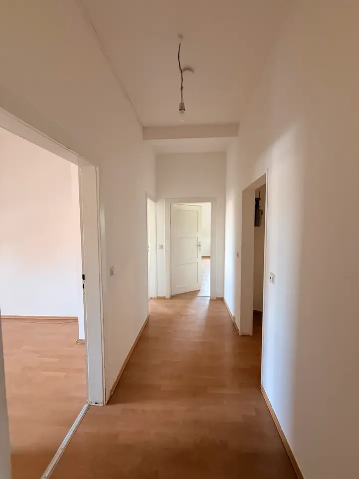 3 Zimmer Wohnung mit 103 m² in Karlsruhe – Bild 4