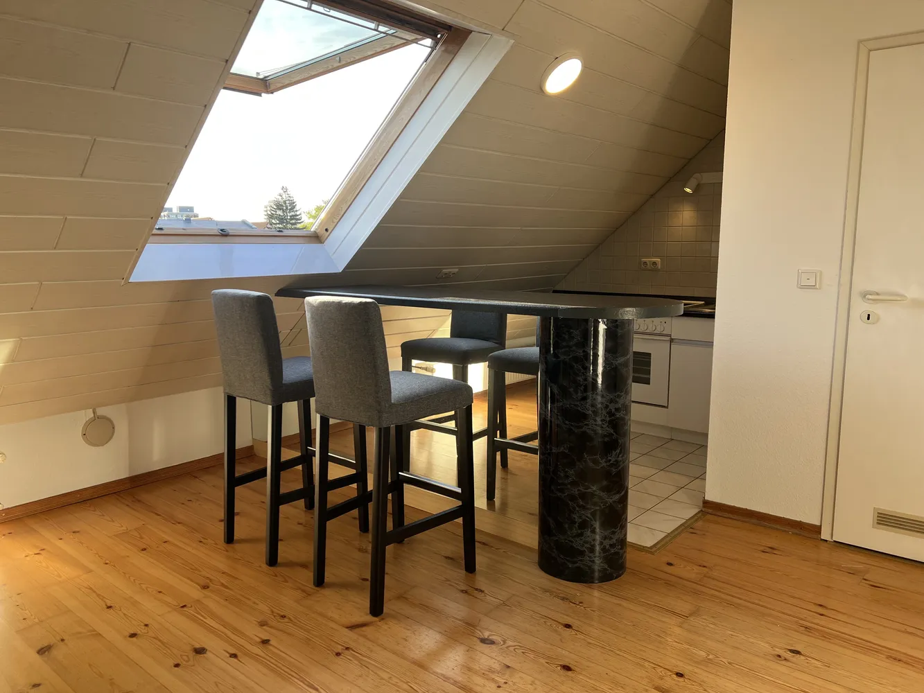 1 Zimmer Wohnung mit 32 m² in Köln – Bild 9