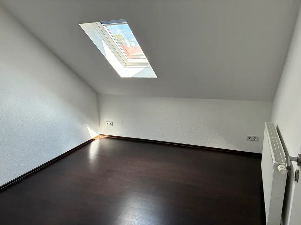 2 Zimmer Wohnung mit 60 m² in Altenburg – Bild 2