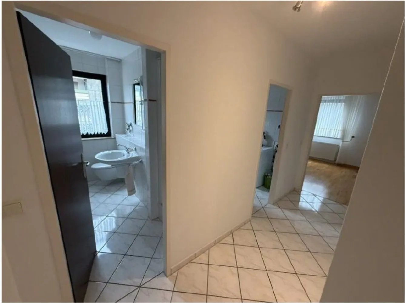 4 Zimmer Wohnung mit 99 m² in Erkrath – Bild 3