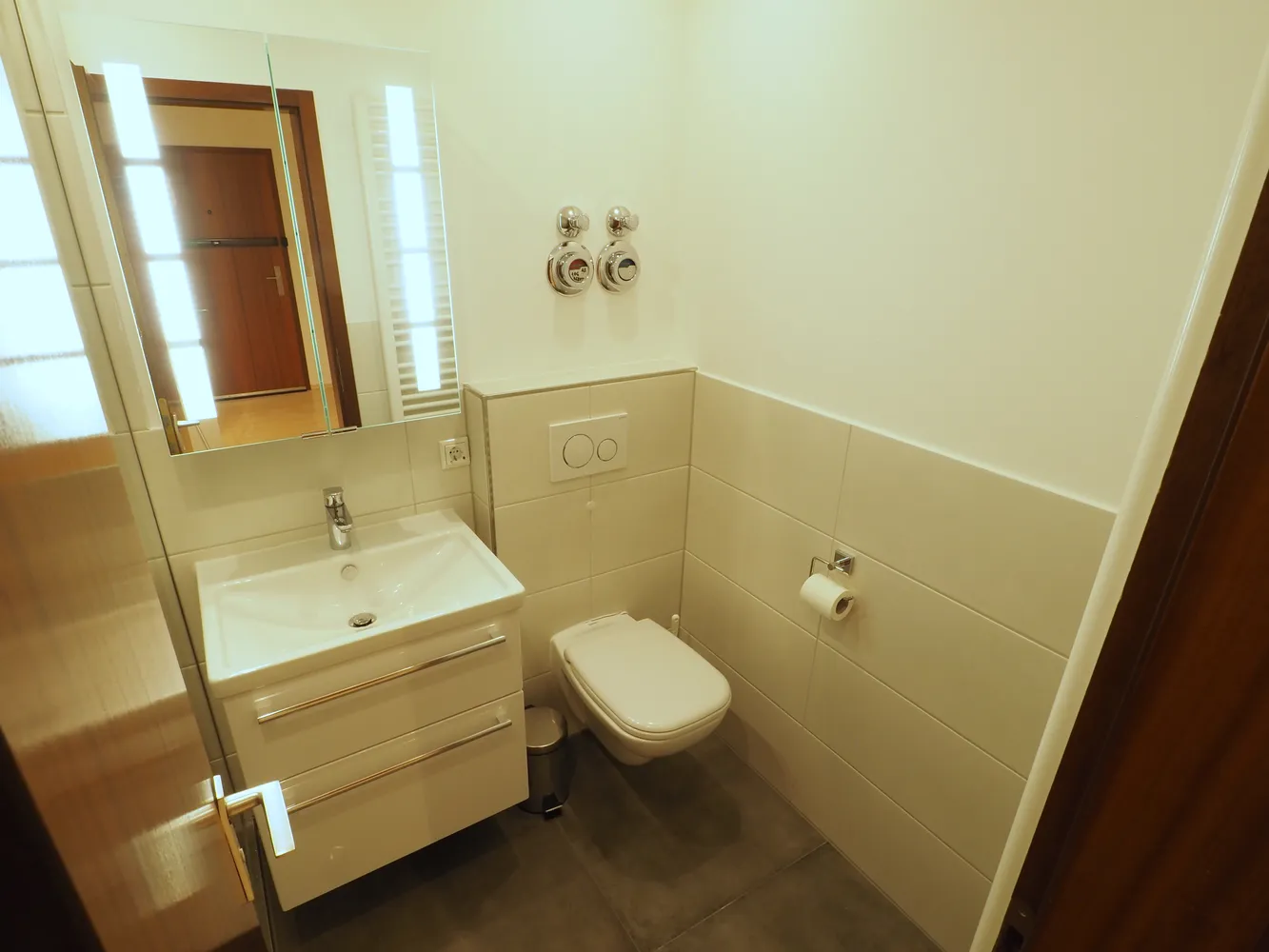 1 Zimmer Wohnung mit 49 m² in Frankfurt am Main – Bild 7