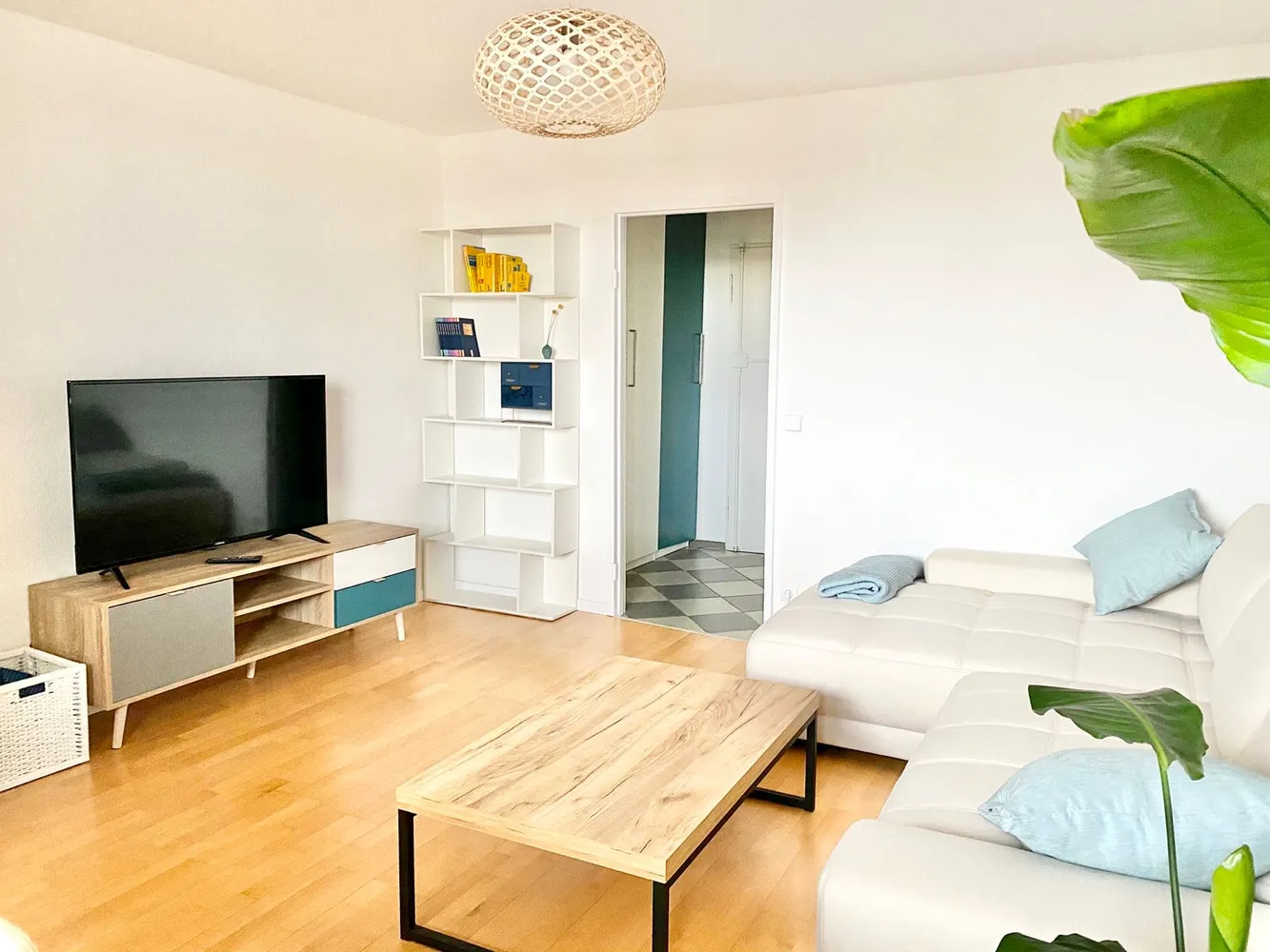 1 Zimmer Wohnung mit 30 m² in Berlin – Bild 6
