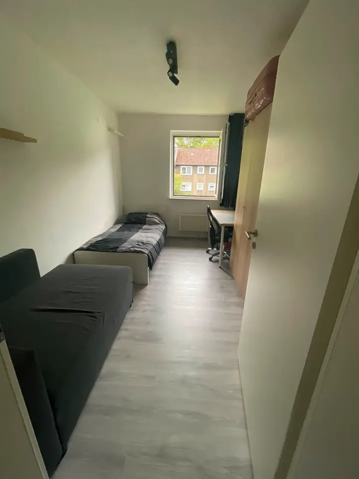 WG-Zimmer mit 70 m² in Essen – Bild 1
